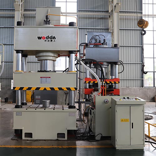 液壓拉伸機(jī)：打造高效生產(chǎn)的利器